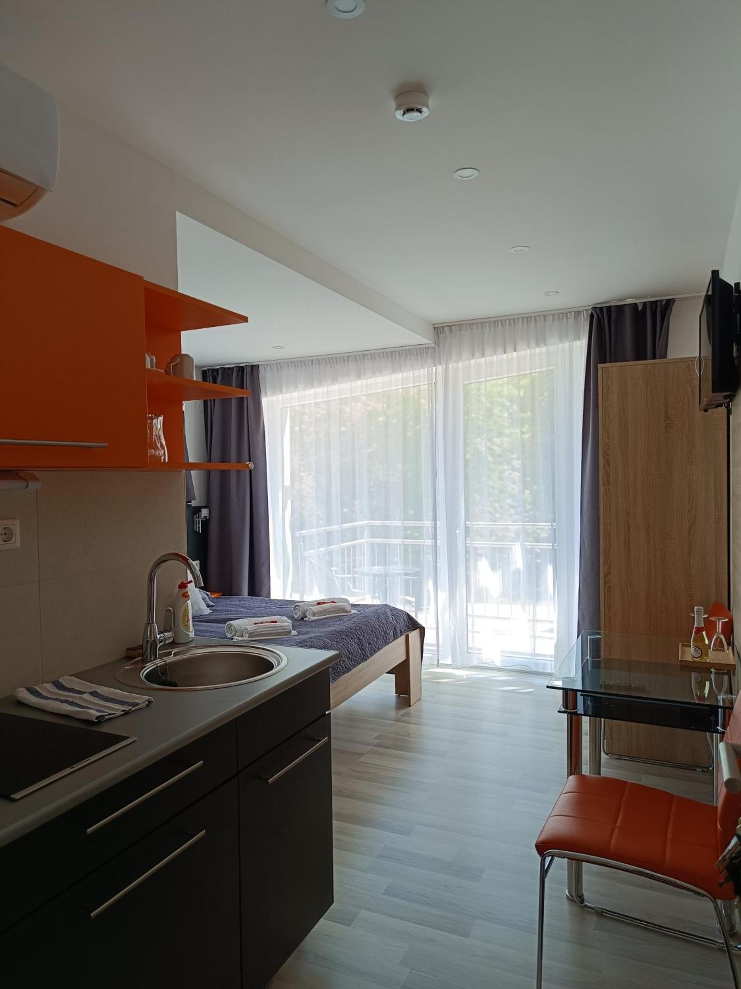 Ujhely Apartmanhaz 希欧福克 外观 照片