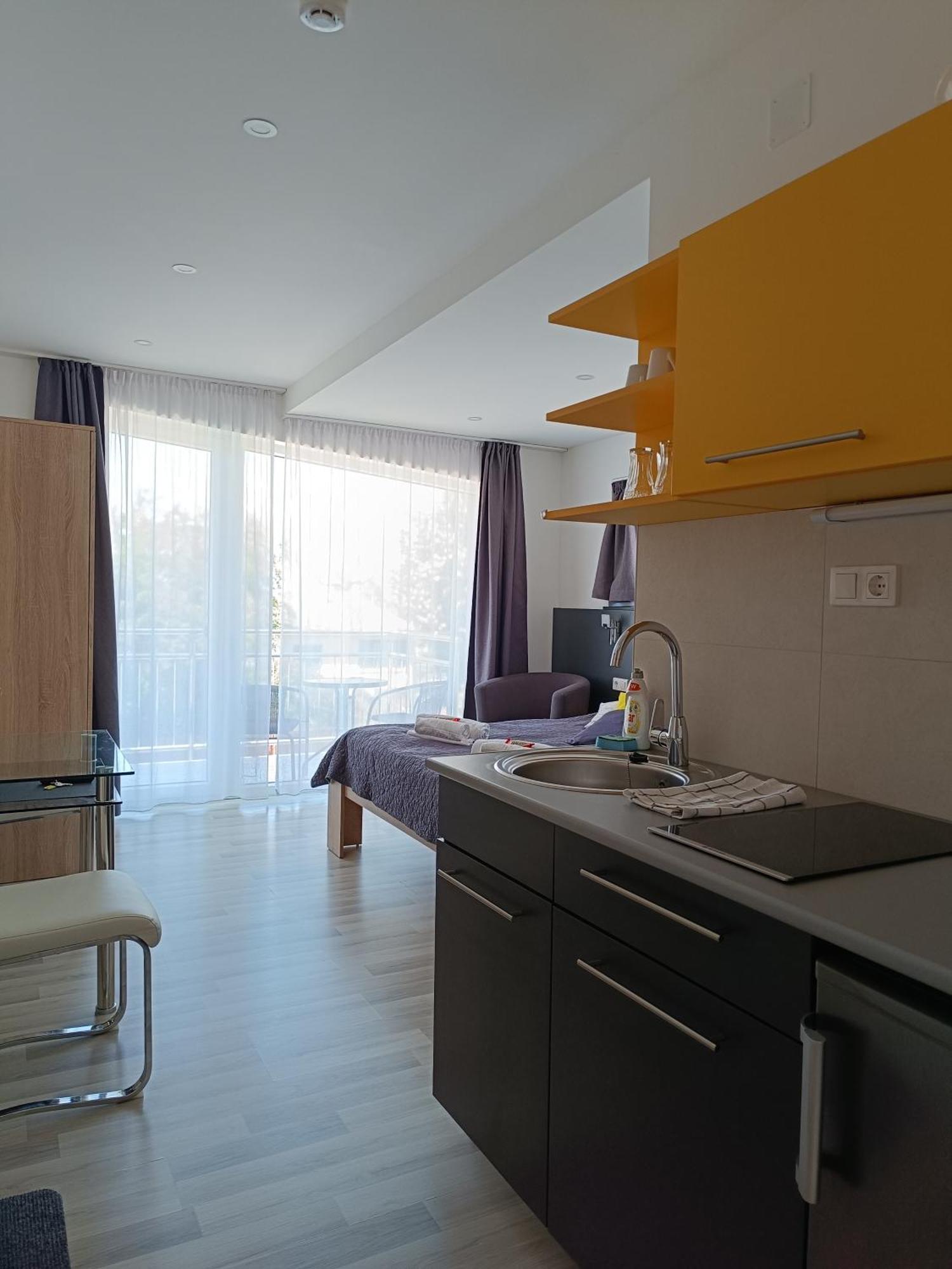 Ujhely Apartmanhaz 希欧福克 外观 照片