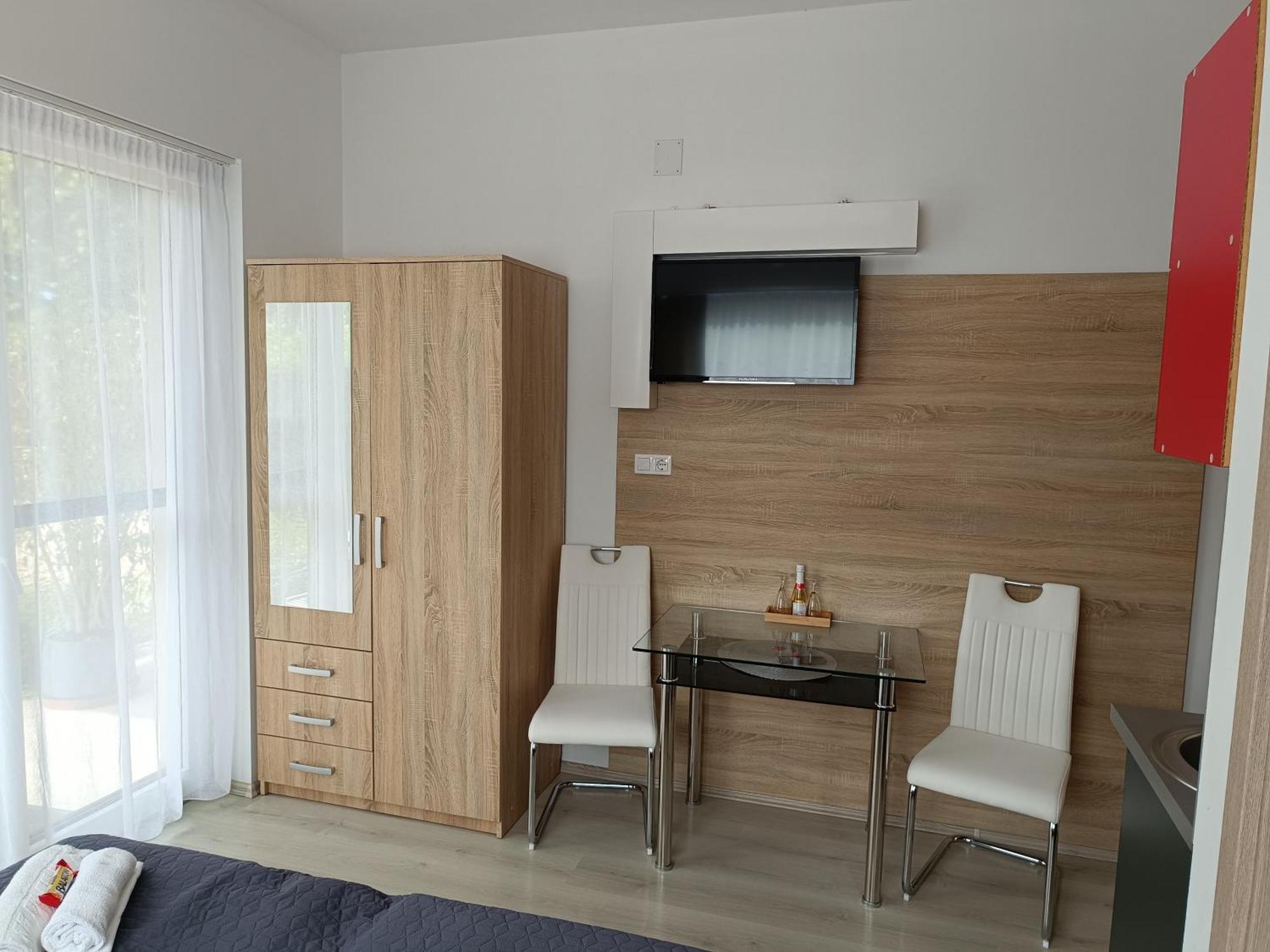 Ujhely Apartmanhaz 希欧福克 外观 照片