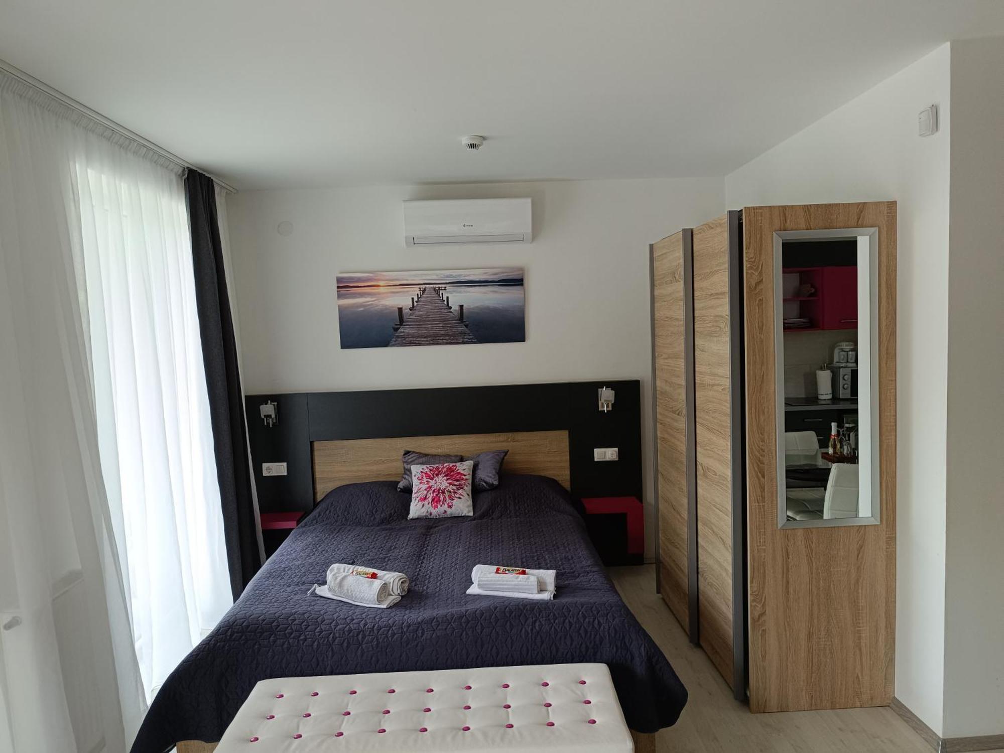 Ujhely Apartmanhaz 希欧福克 外观 照片