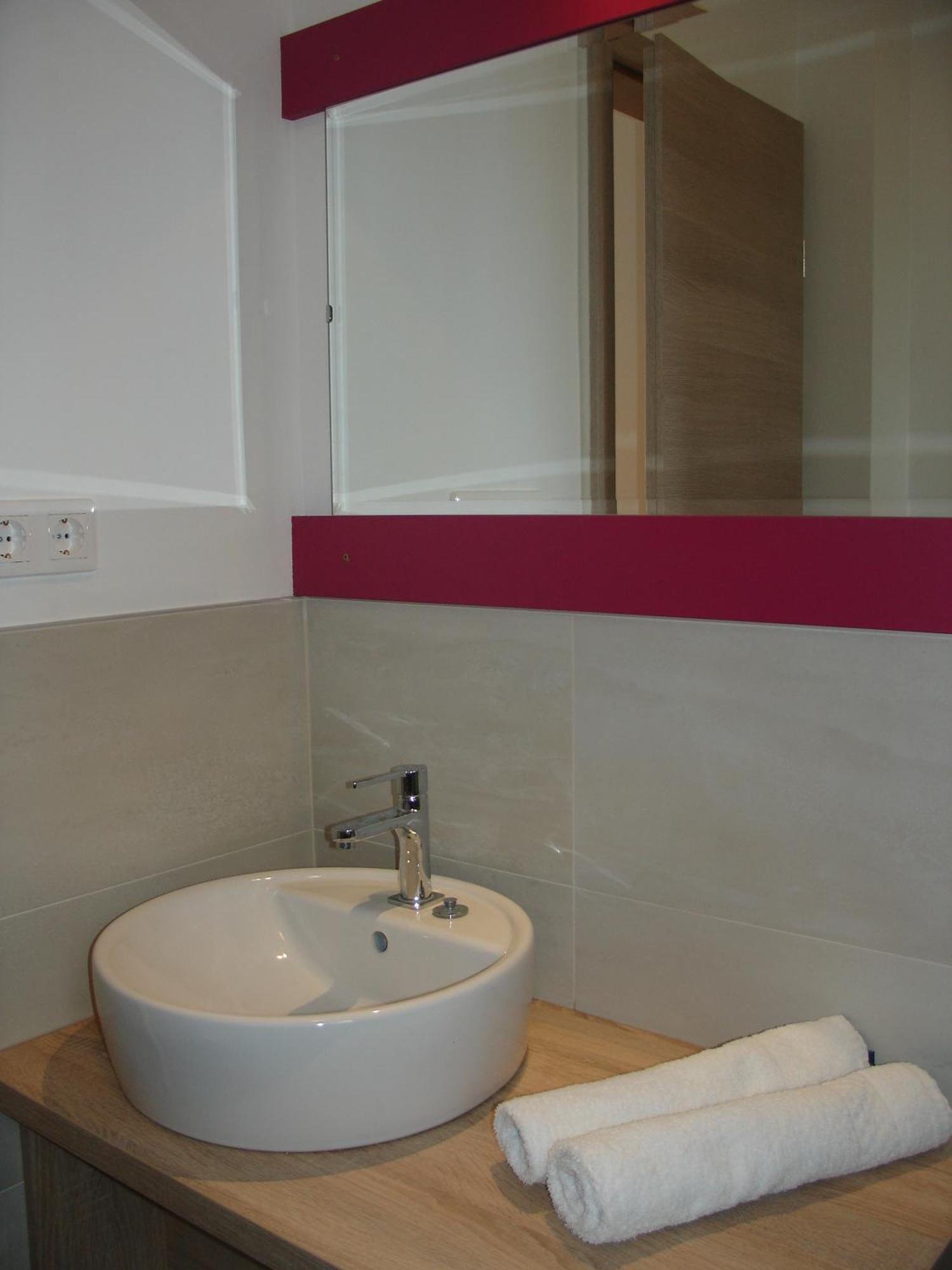 Ujhely Apartmanhaz 希欧福克 外观 照片